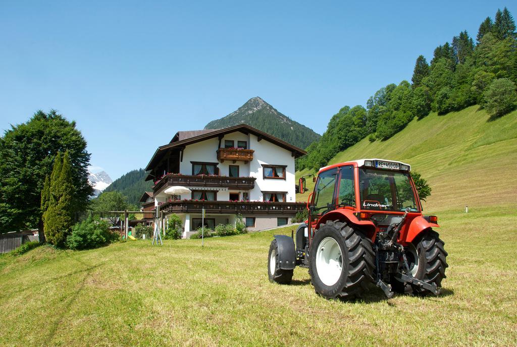 Berghof Am Schwand Hotell Hinterhornbach Exteriör bild
